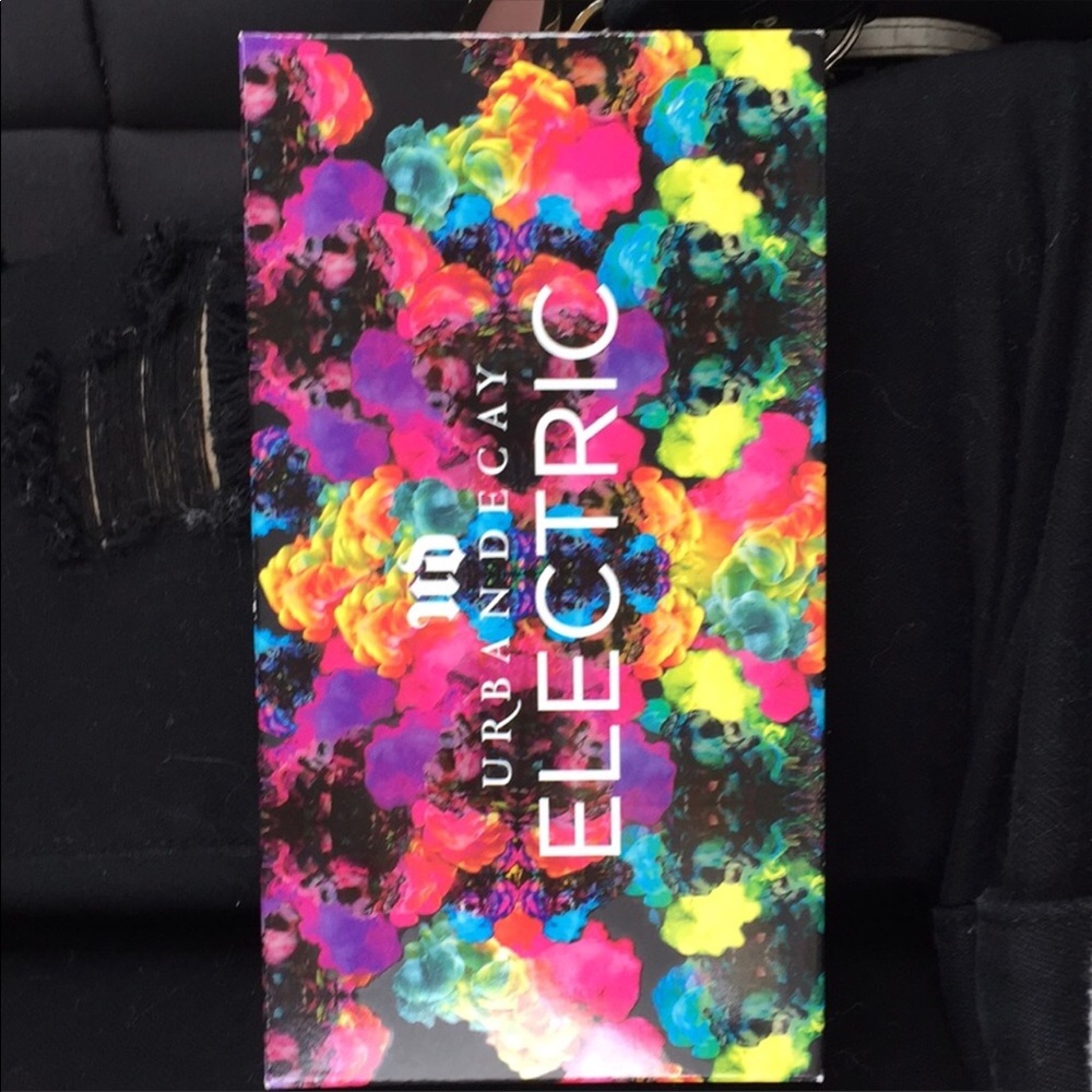 Urban Decay electric palette